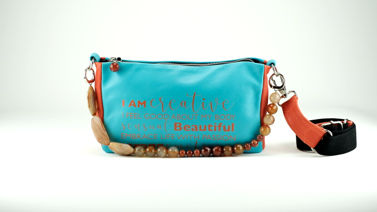 vlcsnap-2020-06-13-00h19m36s449