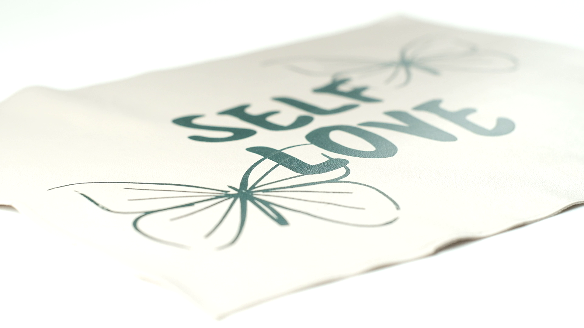 vlcsnap-2020-06-13-00h32m16s512